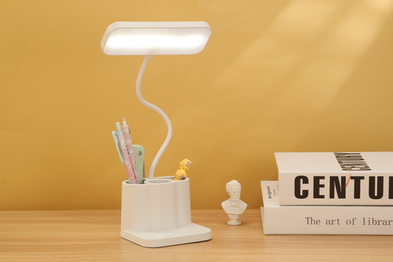 Verstelbare kantoorverlichting Smart LED ontworpen bureaulamp