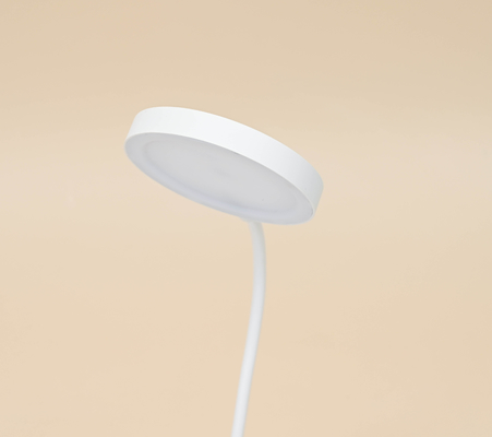 Moderne elektrische touch control led tafellamp / tafellamp met drie niveaus helderheid aanpassing