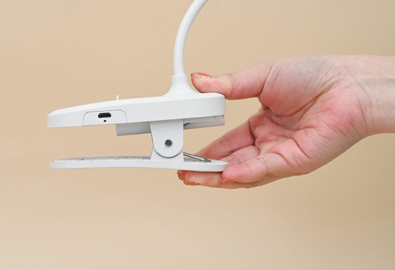 Moderne elektrische touch control led tafellamp / tafellamp met drie niveaus helderheid aanpassing