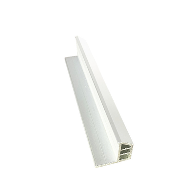 Venster aluminium spoor met 12 1 structuur en robuuste aluminium frames