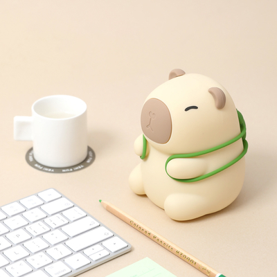 Oplaadbare mooie ontwerp zachte siliconen capybara nachtlicht voor kinderkamer