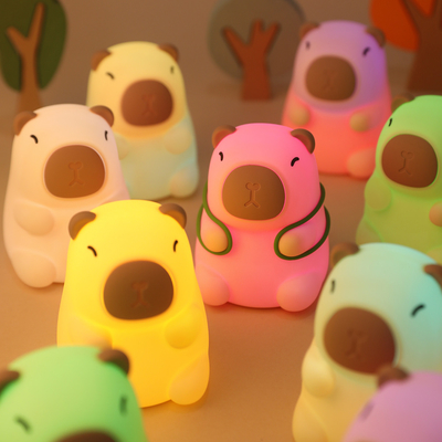 Oplaadbare mooie ontwerp zachte siliconen capybara nachtlicht voor kinderkamer