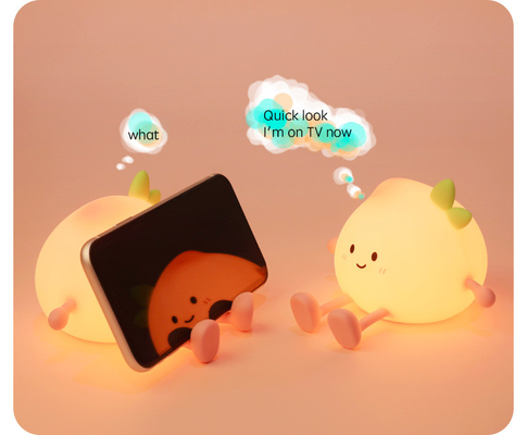 Nieuwste schattig perzik Silicone nachtlicht Oplaadbare oogbescherming Bedlamp Voor baby slaapkamer Kleurrijke perzik nachtverlichting