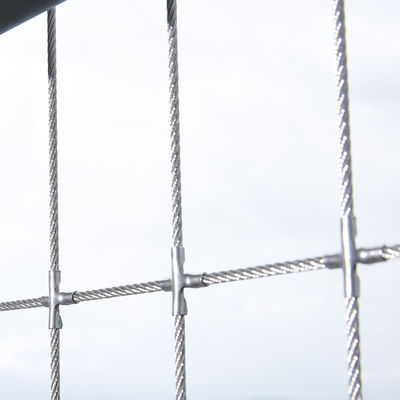 Makkelijke brandveiligheid voor huisdieren Onzichtbaar rooster met 5 cm draad afstand kloof voor balkon en raam bescherming