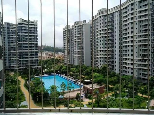 316 Roestvrijstalen 2,0 mm Draad Onzichtbare Grille met Nylon Coating en 5 cm Draadafstand