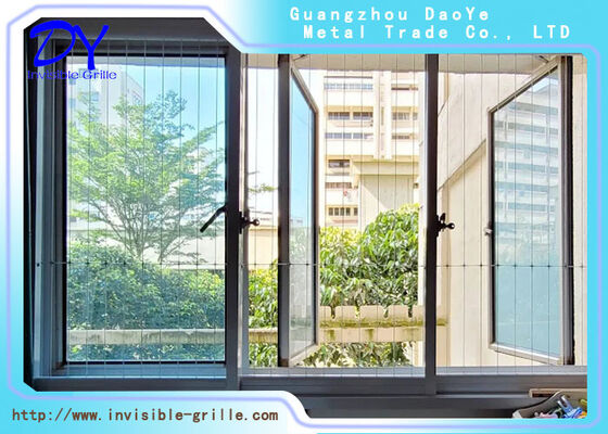 Onzichtbare veiligheidsgrill beschermende onzichtbare barrière ontworpen met behoud van esthetische harmonie