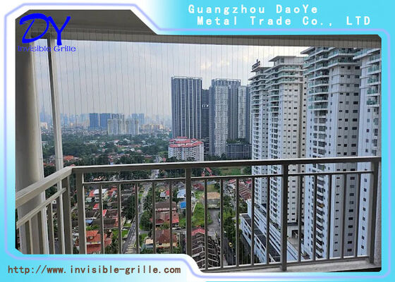 Onzichtbare veiligheidsgrill beschermende onzichtbare barrière ontworpen met behoud van esthetische harmonie