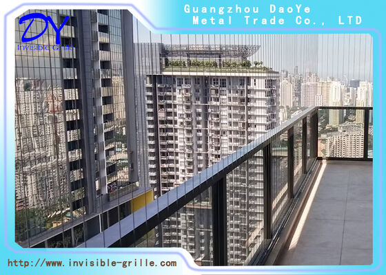 Balkon Onzichtbaar rooster ontworpen om veiligheidsoplossingen te bieden die naadloos integreren met moderne architectonische ontwerpen