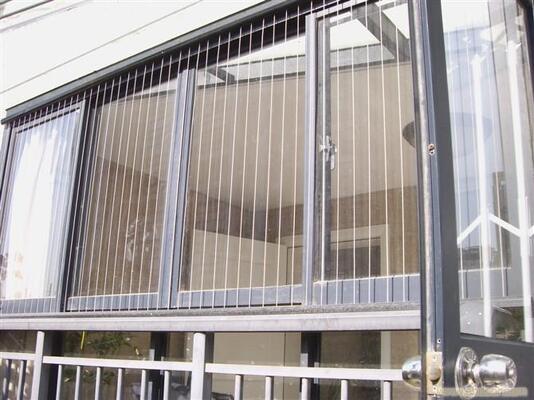 Aluminium Grootte 6m Set Vaste onzichtbare rooster Draaddikte 2,0 mm Sterk beschermend maas voor ramen Balkons en deuren