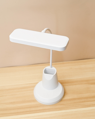 Verstelbare arm vouwbare USB tafellamp met aanraakknop