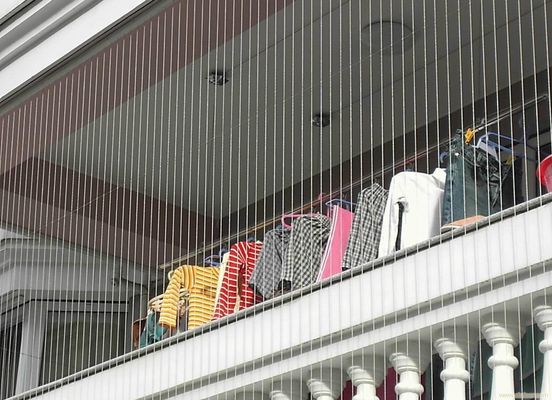 Zwart onzichtbaar balkon rooster 316 draad 12 1 en nylon coating 2.0mm