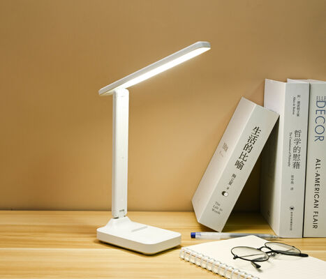 Oogbescherming Bureaulamp met Pennenhouder voor Lezen, Opladen, Inpluggen, Slaapkamer, Leestafel Lamp
