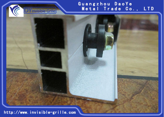 Vast Aluminium Glijdend Spoor, Onzichtbaar het Spoorkanaal van het Traliewerkaluminium